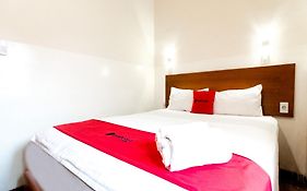 RedDoorz near Halim Perdanakusuma 3